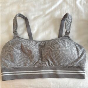 MOMCOZY Gray Leaf Patterned Women's Pumping BRA